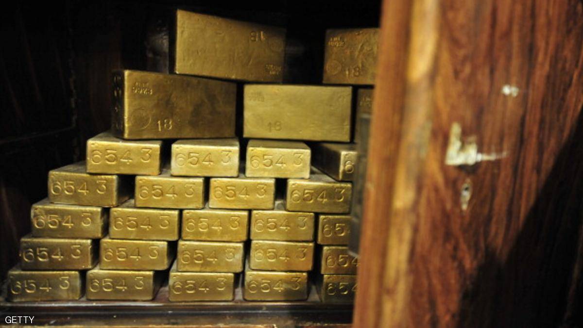 الذهب يتماسك بعد تكبده أكبر خسارة في 5 أشهر