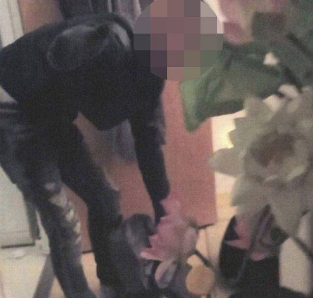 جريمة مروعة.. قتلاه بوحشية واستخدما ثعبانًا لأنّه مثلي!