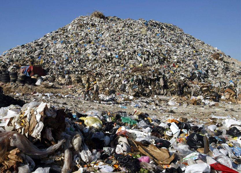 هل تُفرج قضية النفايات؟