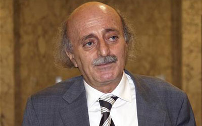 الموقف الأميركي أغضب السعوديّة ووفّر ورقة لجنبلاط
يلعبها كونه عالق بين «المملكة» و«حزب الله» 