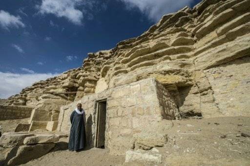 رحلة البحث عن ام الفرعون توت عنخ امون متواصلة