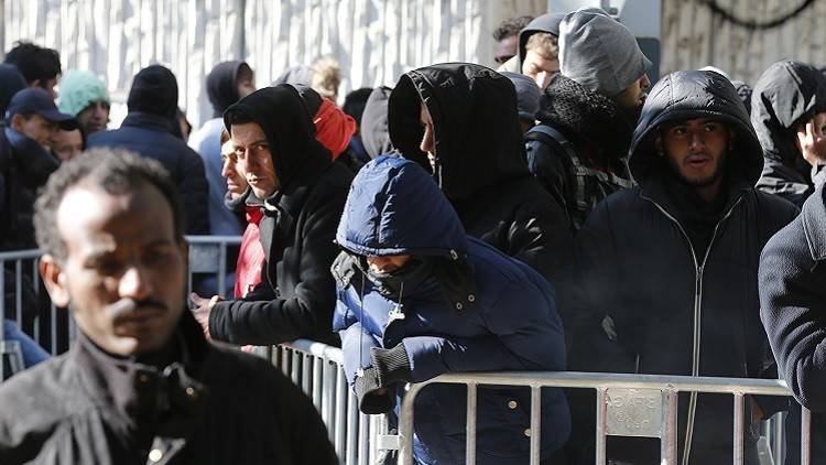 تدفق اللاجئين  قد يفجر أزمة اجتماعية في ألمانيا