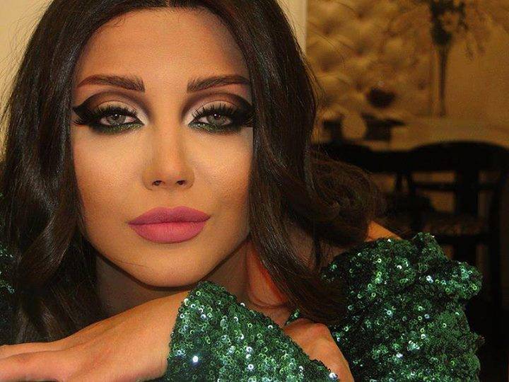 “ملكة جمال الإغراء” رولا يموت تكشف اسباب “جاذبيتها القوية”