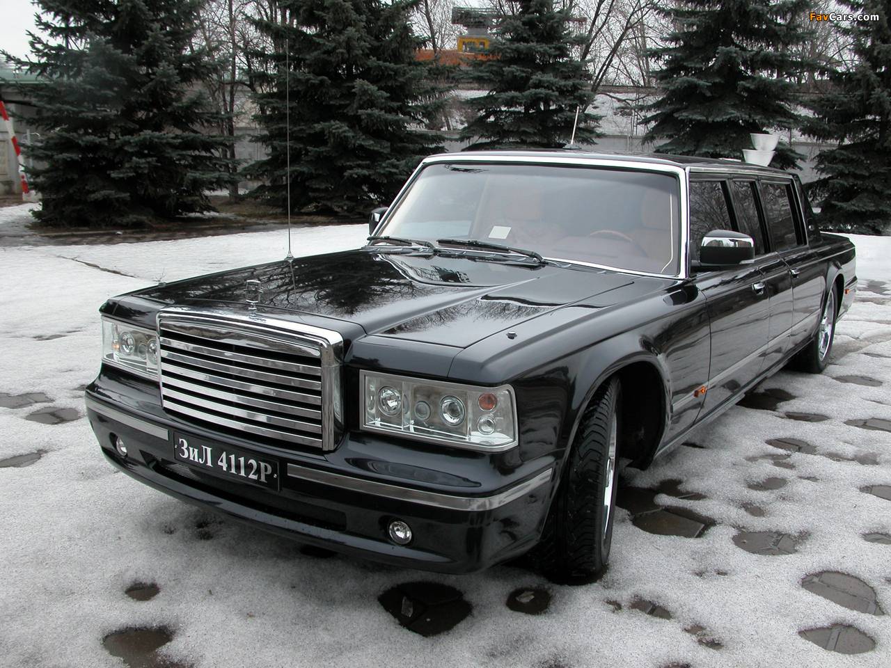 فيديو .. الليموزين الروسية ZIL-4112R... فخامة لا تضاهى