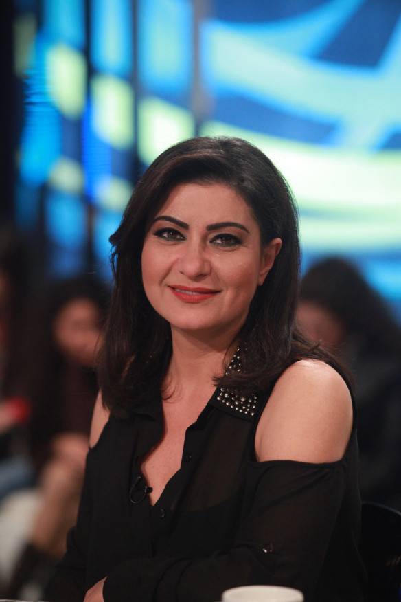 بالفيديو.. توقعات  كارمن شماس الخطيرة لأبراج 2016