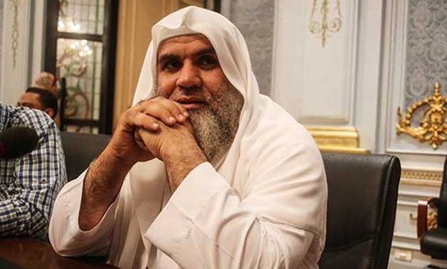 “حزب النور السلفي” يهاجم حماس بسبب نعيها “القنطار” ويقدّم لها “نصيحة”
