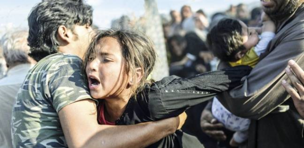 "سبي" عدد من النساء أمام أزواجهن من قبل تنظيم "داعش" في الموصل