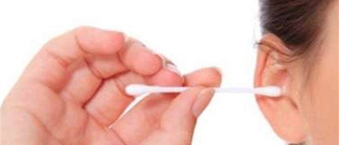 6 وصفات طبيعية للتخلص من شمع الأذن الزائد
