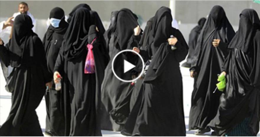 بالفيديو: شاهد مشاجرة ساخنة بين فتايات سعوديات وشاب على كورنيش جدة