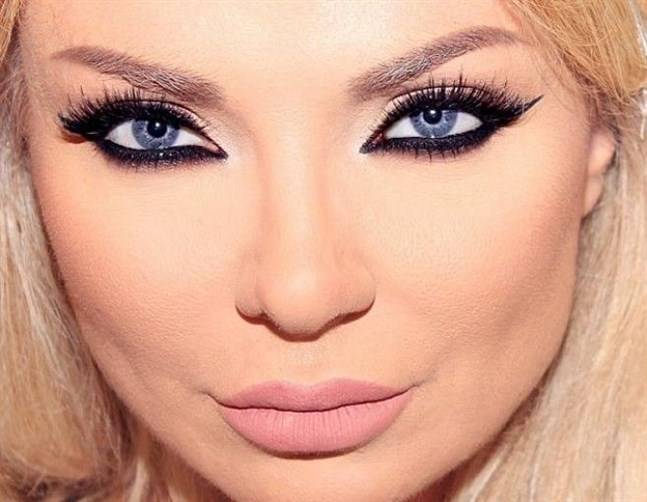 هدية لميريام كلينك بلونها المفضّل