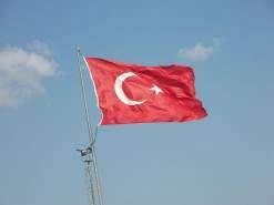 نمو تركيا فوق 4% في 2016؟