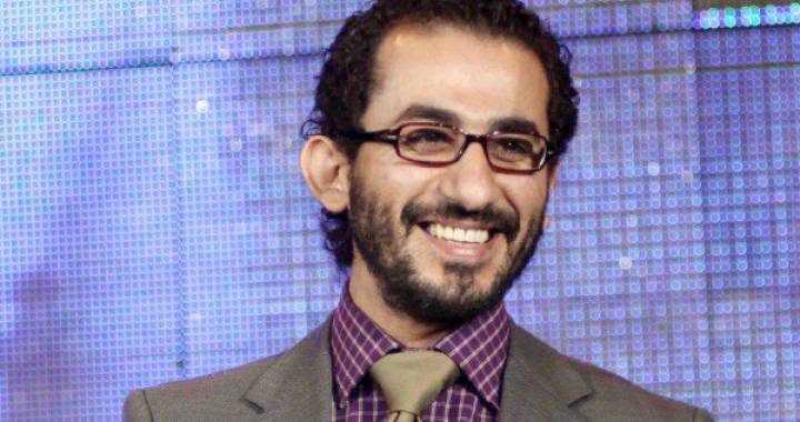 الغموض يحيط بالحالة الصحية لأحمد حلمي