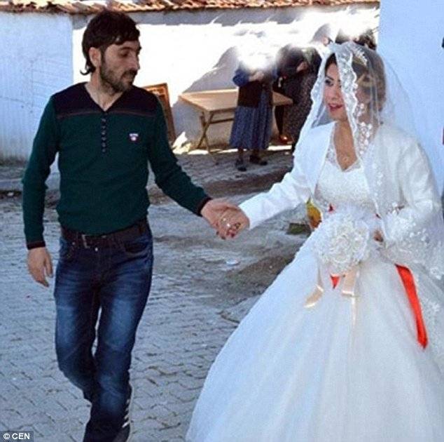 بالصور- فتاة تغوي الرجال وعندما يتزوجوها هذا ما تفعله بهم!!!