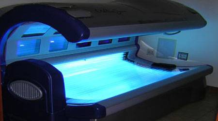 الSOLARIUM خطير جدّاً...ومنظمّة الغذاء والدواء الأميركية تحذّر منه...اليكم التفاصيل