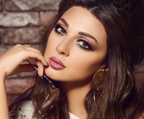 بالصورة: هكذا بات شكل ميريام فارس في الشهر الثامن من الحمل