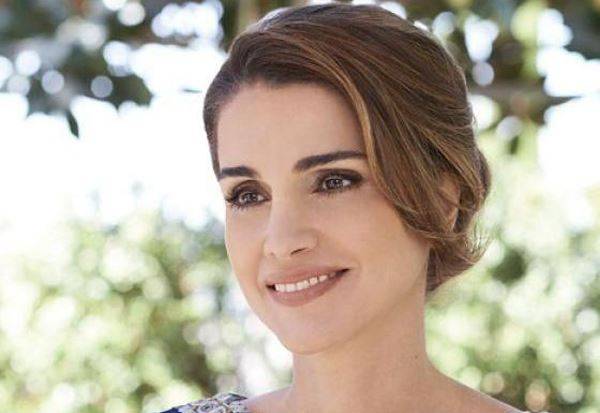 الملكة رانيا توجه رسالة للفائزة في "ذا فويس"... فما تعليق شيرين؟