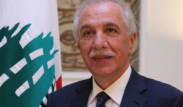 زعيتر: لتطوير عمل الطيران المدني