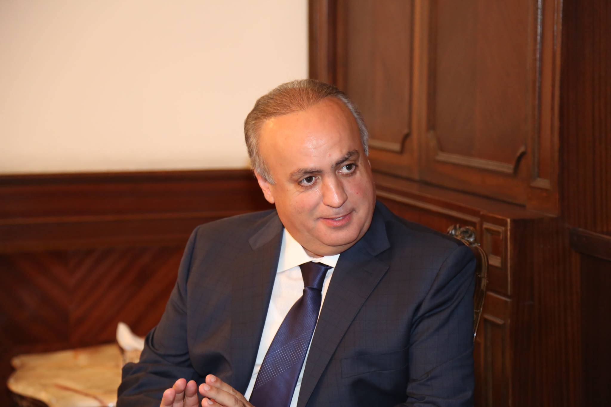 وئام وهاب ينشر شعراً في النفط ... عن اي شاعر؟