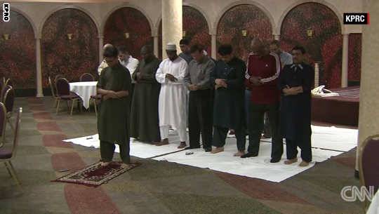 حرق مسجد بهيوستن.. ومجلس "كير" يدعو للتحقيق بدوافع معادية للمسلمين