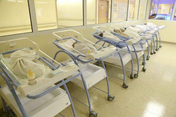 الممرضة السعودية "بطلة حريق" مستشفى جازان تفاجأ بنقلها إلى العريش