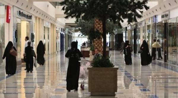 كاميرا مراقبة ترصد 16 حالة تحرش نسائي برجال في جدة