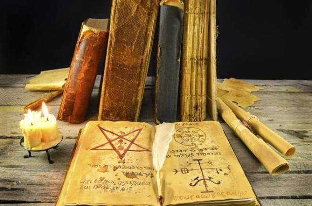 عبدة الشيطان.. مفاجآت في معتقداتهم وطقوسهم!