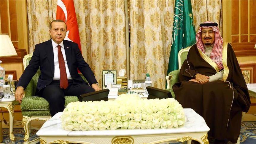 العاهل السعودي يستقبل أردوغان ويقيم مأدبة غداء على شرفه