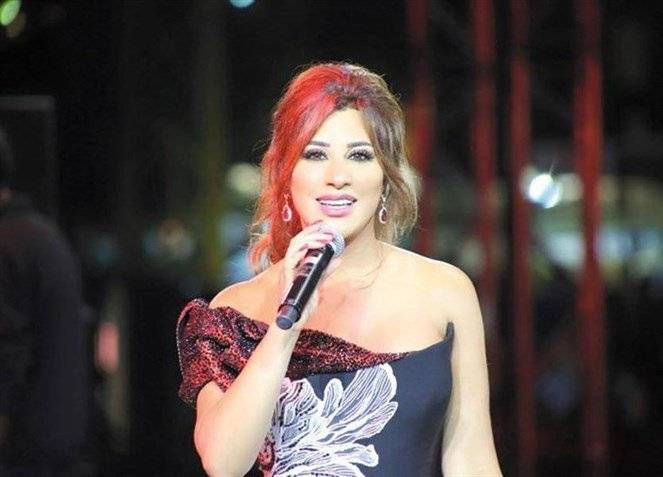 ايّ اغنية ستعرضها نجوى كرم مباشرة من حفلها على periscope من حفلها على رأس السنة.؟