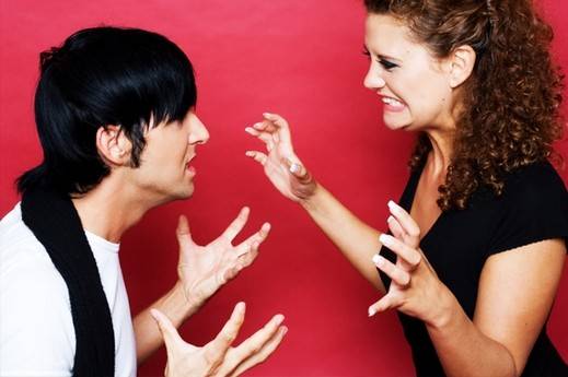 أي طريق تسلك المرأة العربية إلى قلب الرجل؟