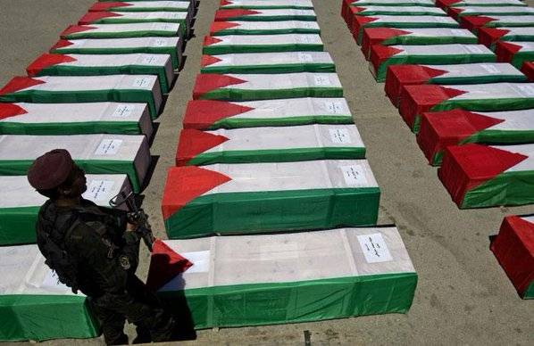الإحتلال يسلم جثامين 23 شهيداً فلسطينياً