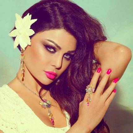 بالصور: اطلالات الفنانات في 2016...من الأجمل؟؟؟