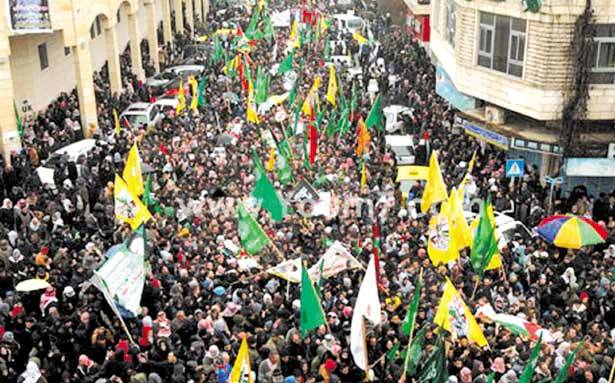 الفاتيكان يعلن رسمياً الاعتراف بفلسطين دولة مستقلة
الطيران الإسرائيلي يغير على غزة وتشييع حاشد لـ 17 شهيداً