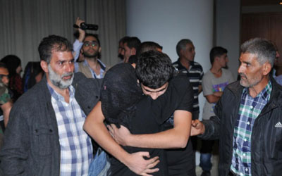 16 ناجياً عادوا من مخالب «مافيا الهجرة»
23 جثة تخضع لفحوصات الـ D.N.A في جاكرتا