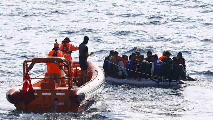 العثور على 36 جثة للاجيئن اغلبهم سوريين في البحر
تنبيه.. الفيديو يحتوي على مشاهد قاسية
