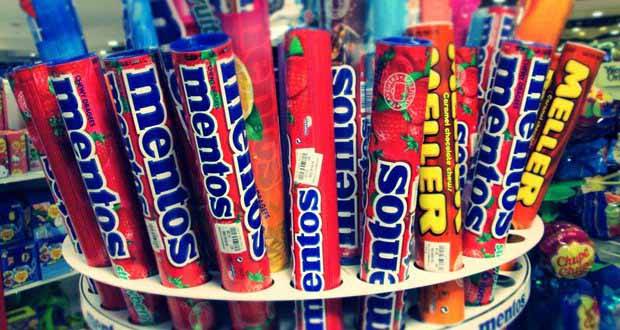 8 مكونات مميتة في العلكة ( chewing-gum )