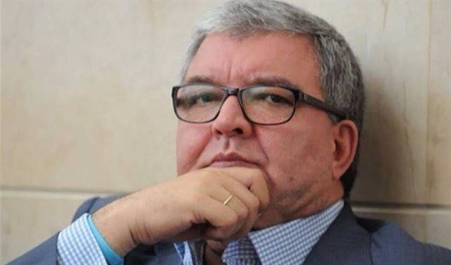 المشنوق عرض ووهاب رفض