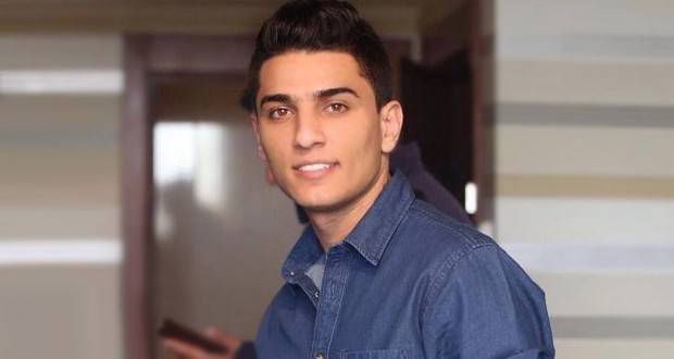 محمد عساف يهاجم أحد معجبيه بسبب اسرائيل!؟ (فيديو)