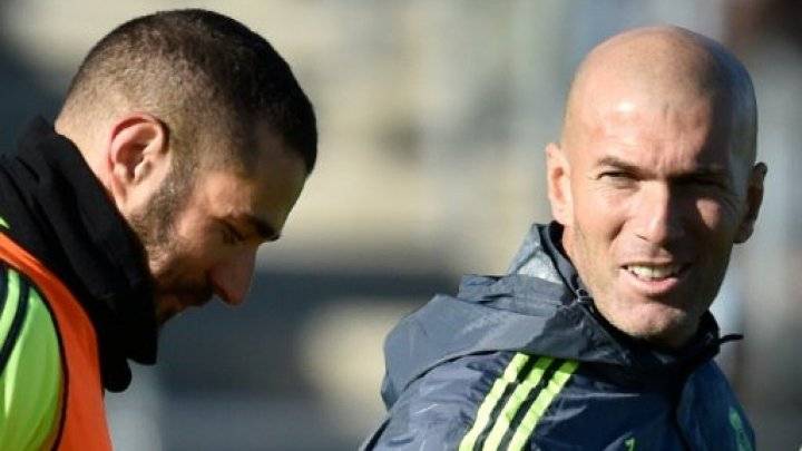 فيديو: شجار بين زيدان ولويس أنريكي خلال "كلاسيكو" ريال مدريد - برشلونة