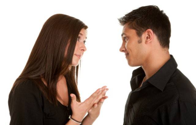 إذا قلت لها هذه الجملة البريئة، فستفهم المرأة أنك ستتركها...