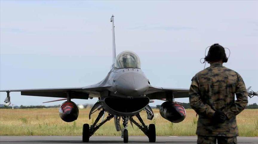 في خطوة تصعيدية جديدة روسيا ترسل طائرات جديدة لقاعدتها الجوية في أرمينيا