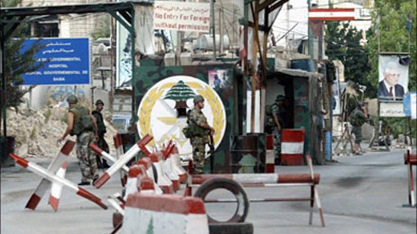 انتشار للجيش عند مداخل تعمير عين الحلوة