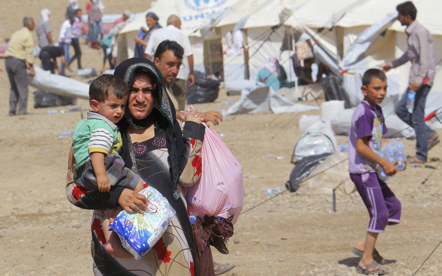 تدفق كثيف للسوريين الى لبنان