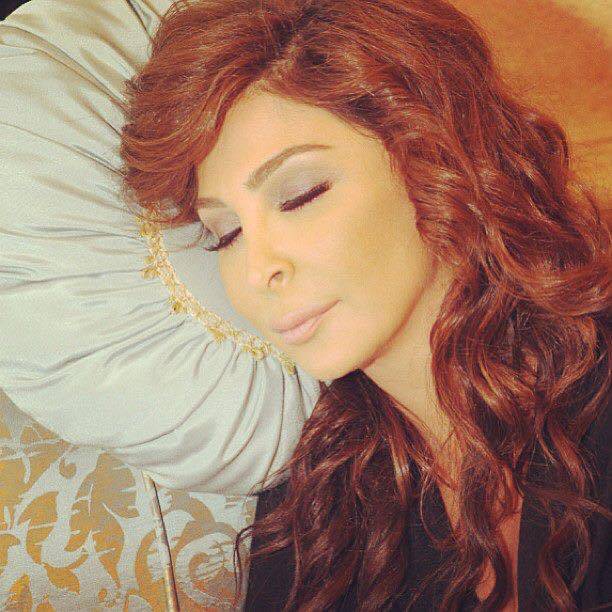 صورة اليسا المثيرة وهي نائمة!