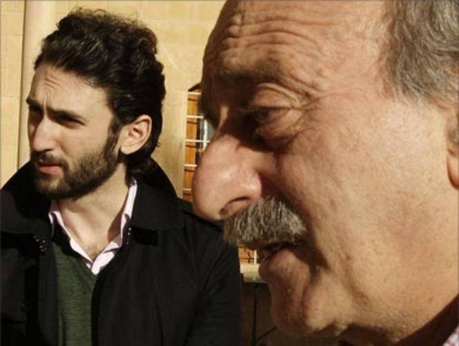 جنبلاط يعوّض على أهالي كفرنبرخ