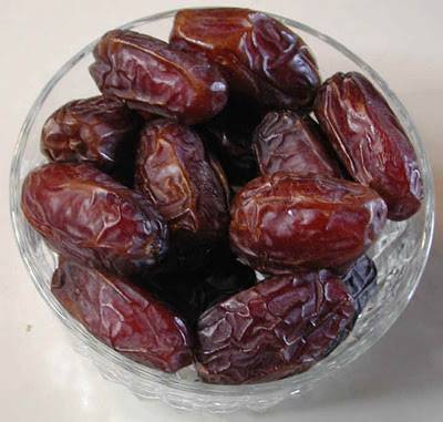 لكل عروس تعرفي معنا على رجيم التمر
