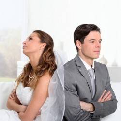 ماهي الأخطاء التي تبعد زوجك عنك ؟