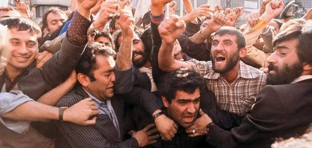 تظاهرات في ايران تنديدا بجرائم النظام السعودي و اعدام الشيخ نمر