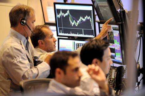 أسهم أوروبا تتكبد أكبر خسارة أسبوعية في أكثر من أربع سنوات