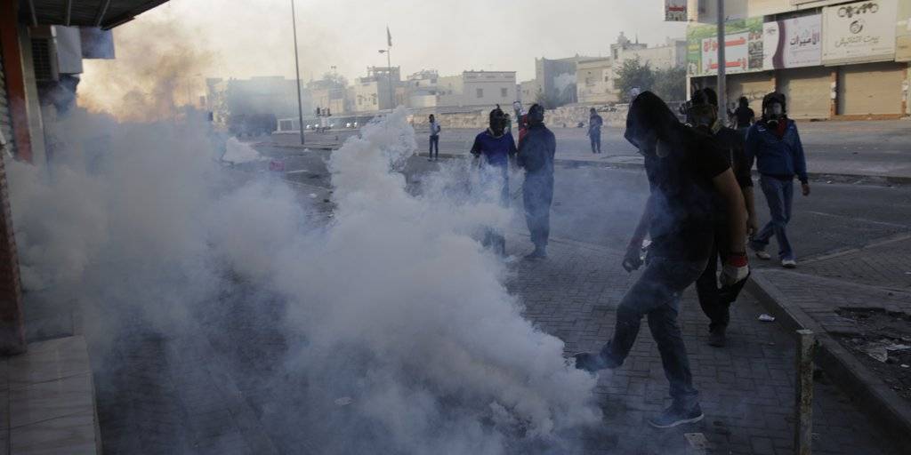 الشيعة في القطيف يحرقون مركز مخابرات في السعودية