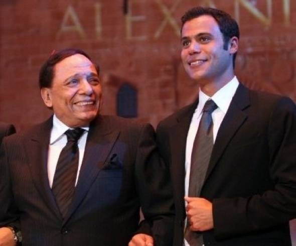 نجل الفنّان ‘عادل إمام‘ لا يريد مشاركة والده في هذا المسلسل